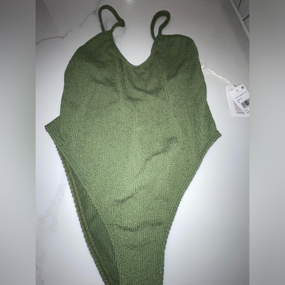 NWT Good American one piece swimsuit - Picture 3 of 6